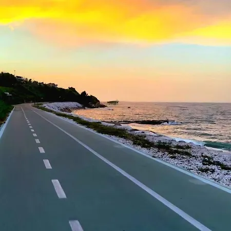 Caprie, Dimora Tra Mare E Monti بيت للعطل *