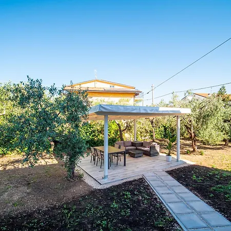 Hébergement de vacances Capriè, Dimora Tra Mare E Monti *