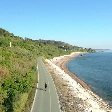 Capriè, Dimora Tra Mare E Monti Hébergement de vacances *